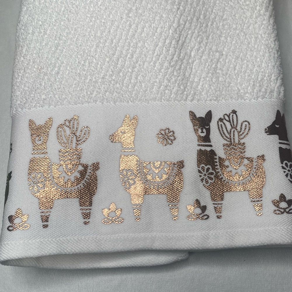 Bath towel